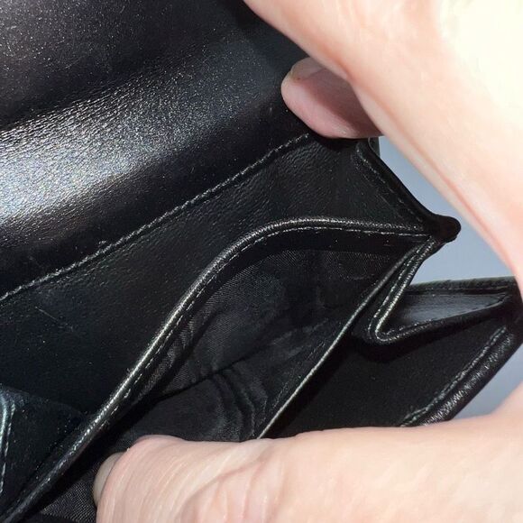 Gucci Suede and Leather Bi Fold Coin Purse Wallet (See photos and description) - Picture 5 of 11